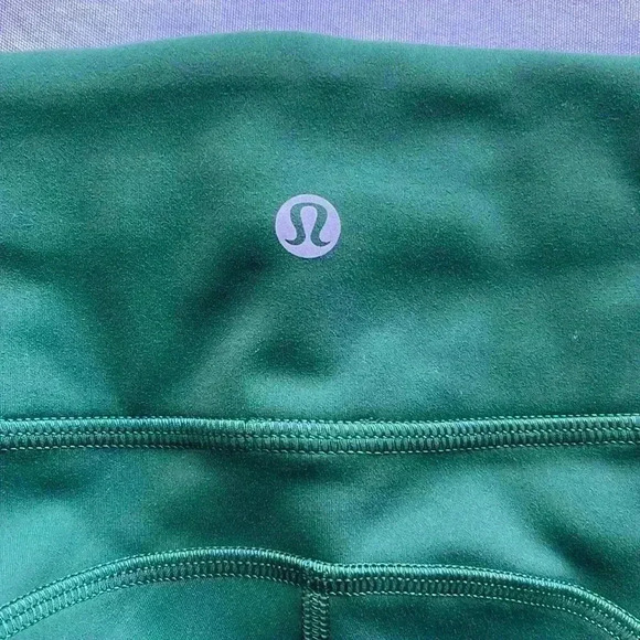 EUC Lulu Lemon Women’s HR Tight 25” Size 2 Green Legging Pant - Picture 2 of 13